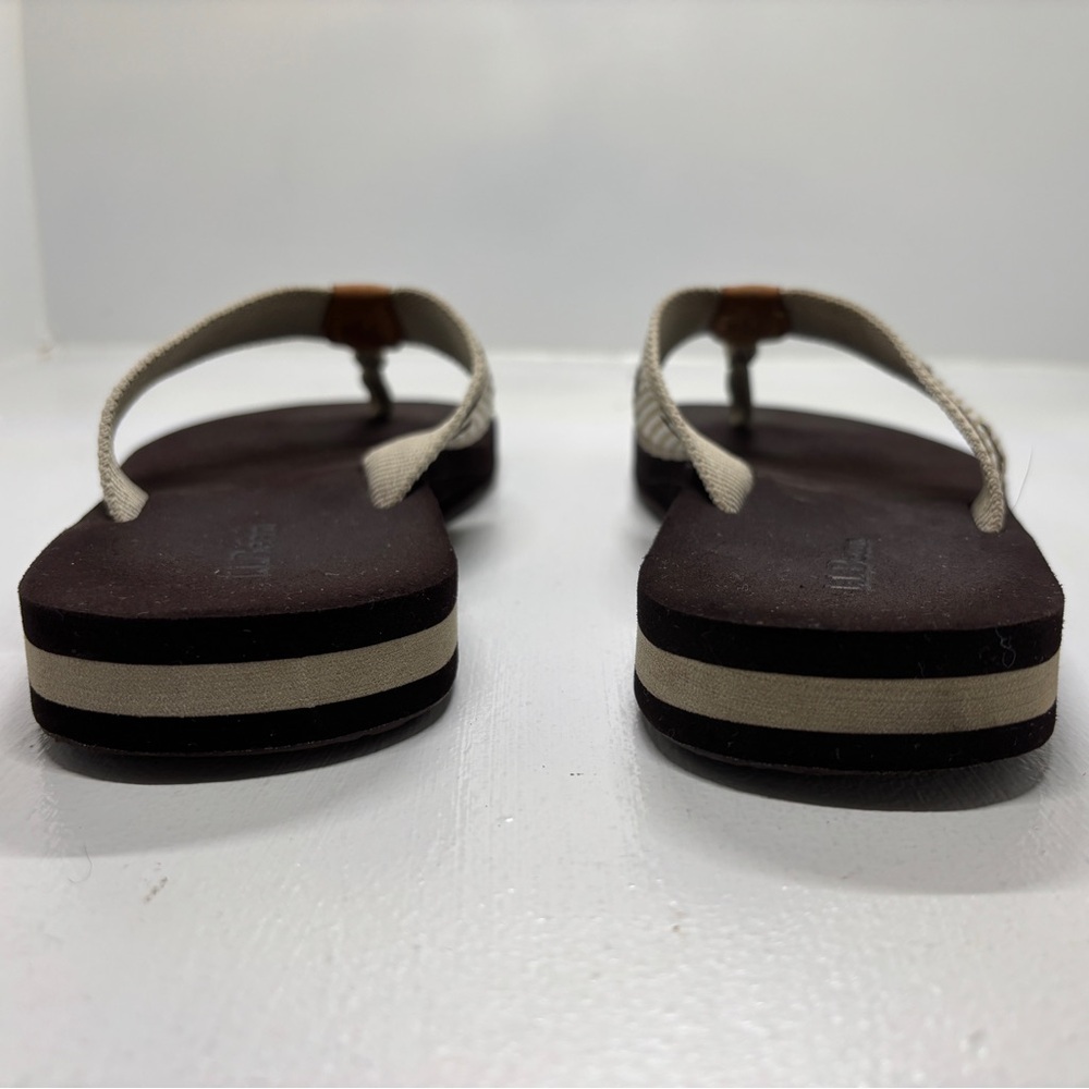 L.L.Bean Women's Original Maine Isle Flip-Flops w/chocolate lab motif size 7 - Picture 5 of 9